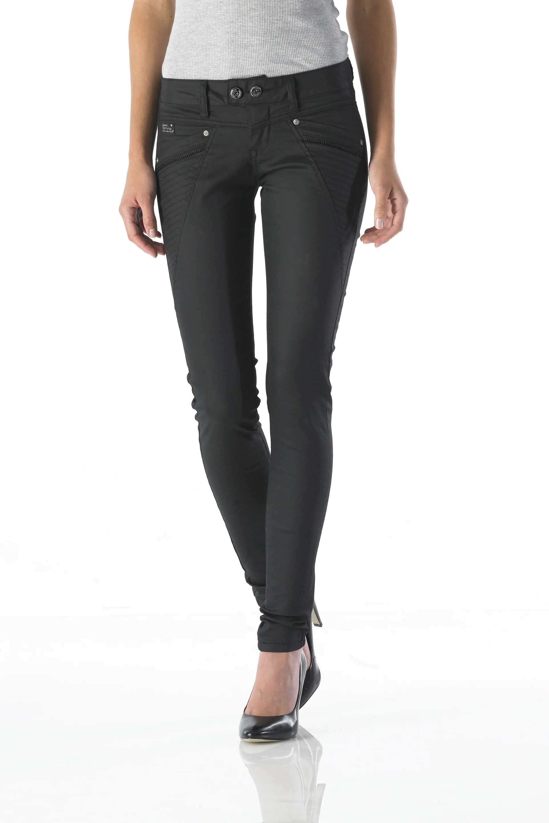 Harley - Slim (Black Coated)