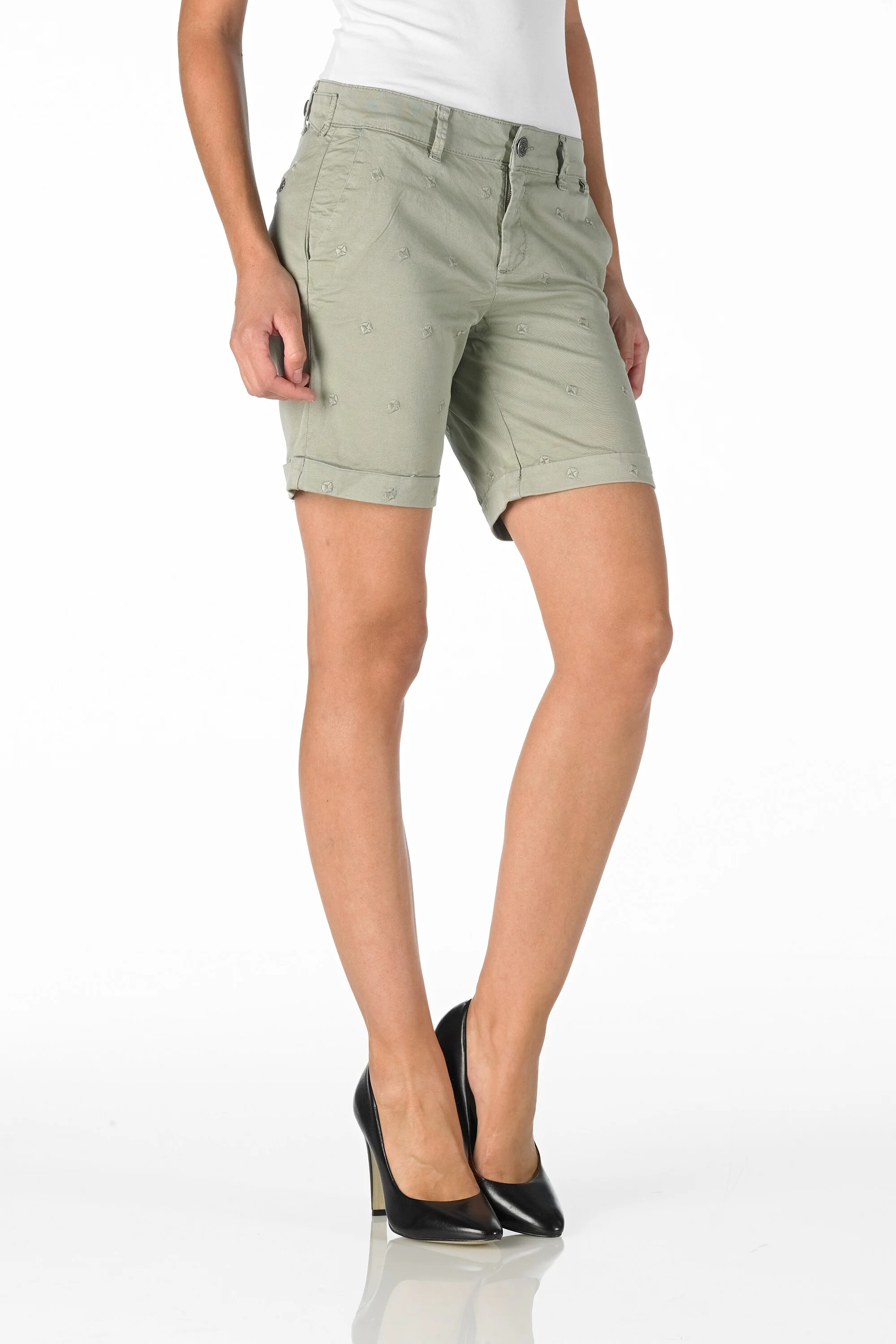 Angela - Bermuda (Embroidery Clover Light Khaki)