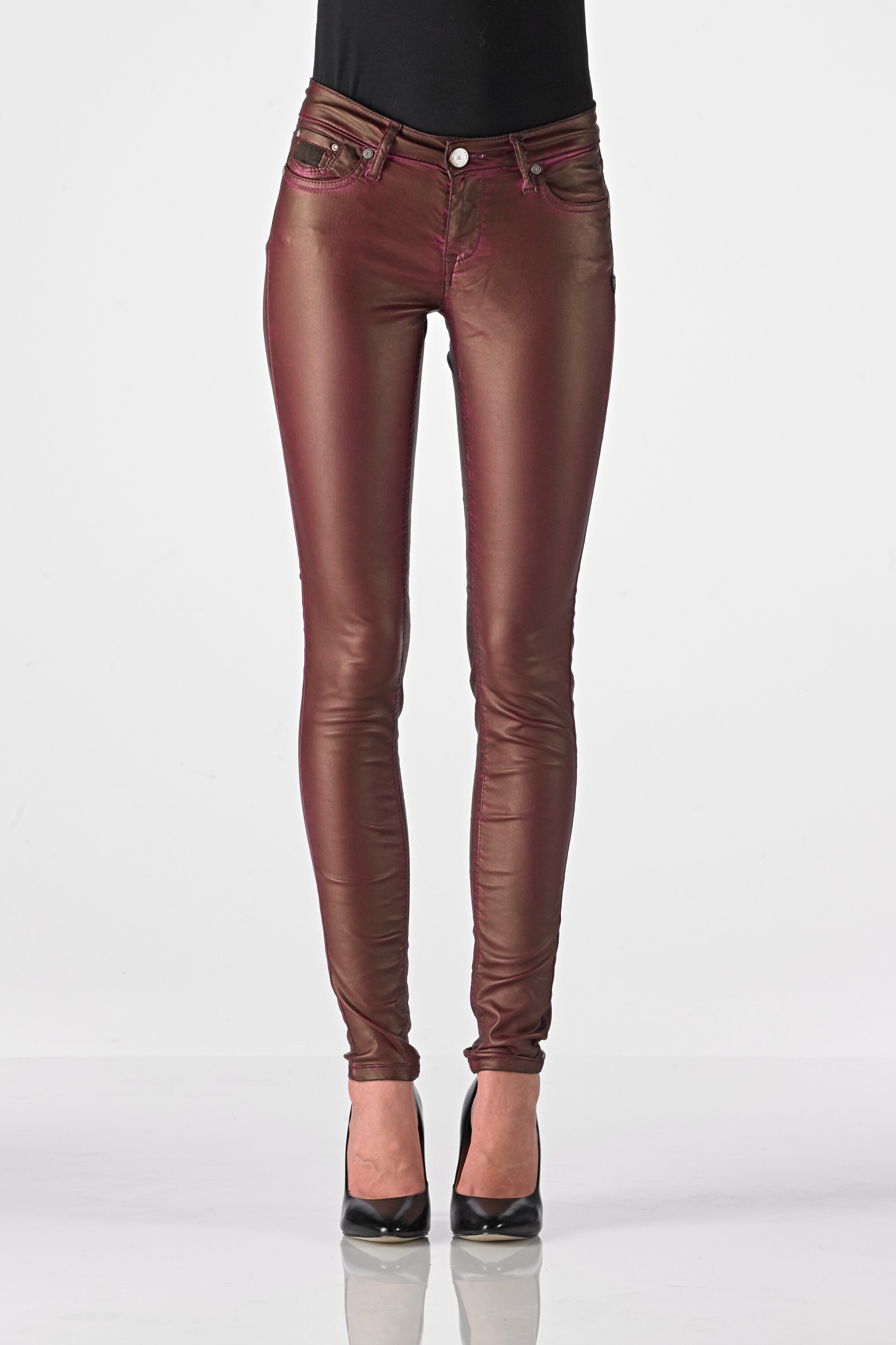 Woody - Superslim (Coated Oil Dyed Bordeaux)