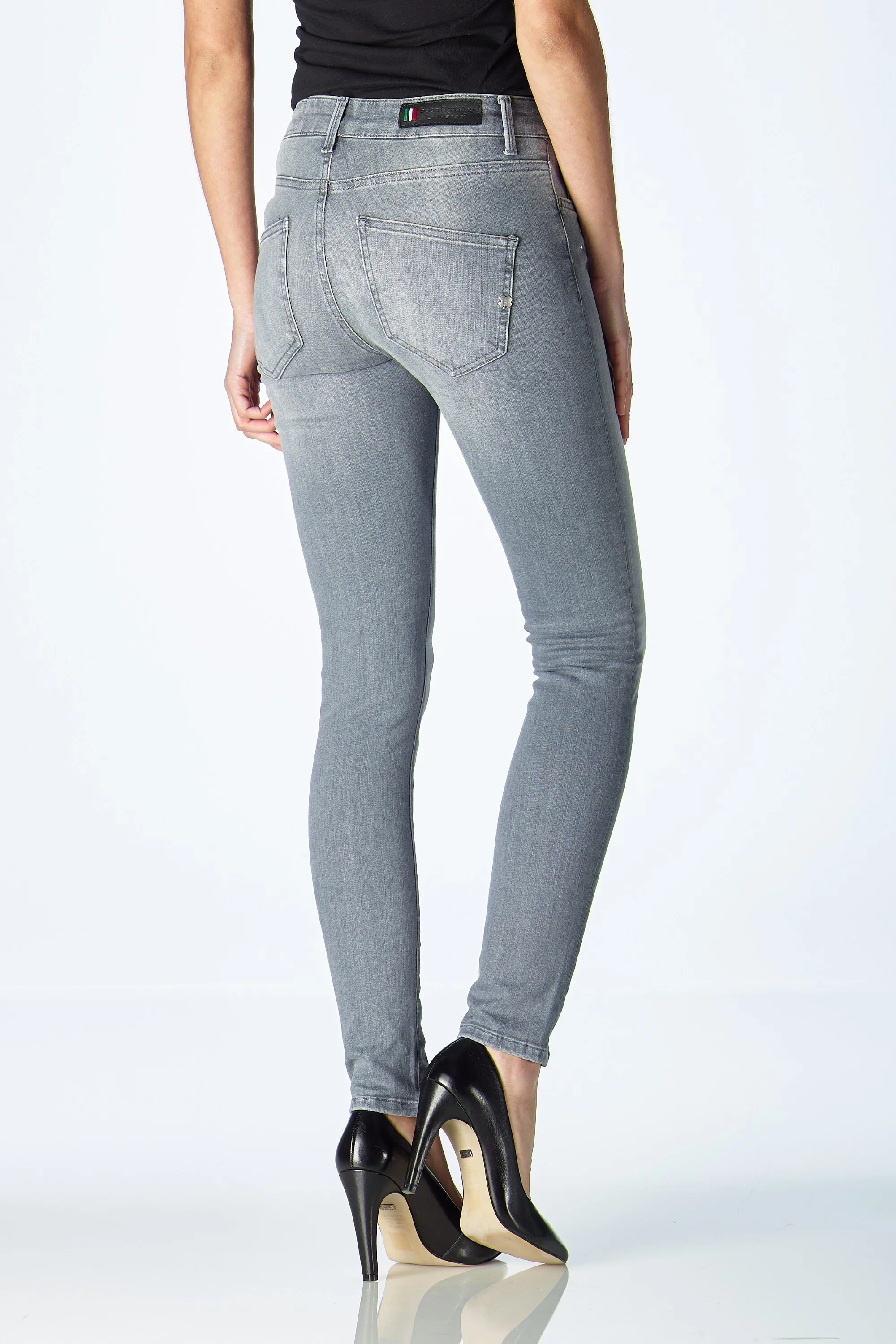 Polly light grey used