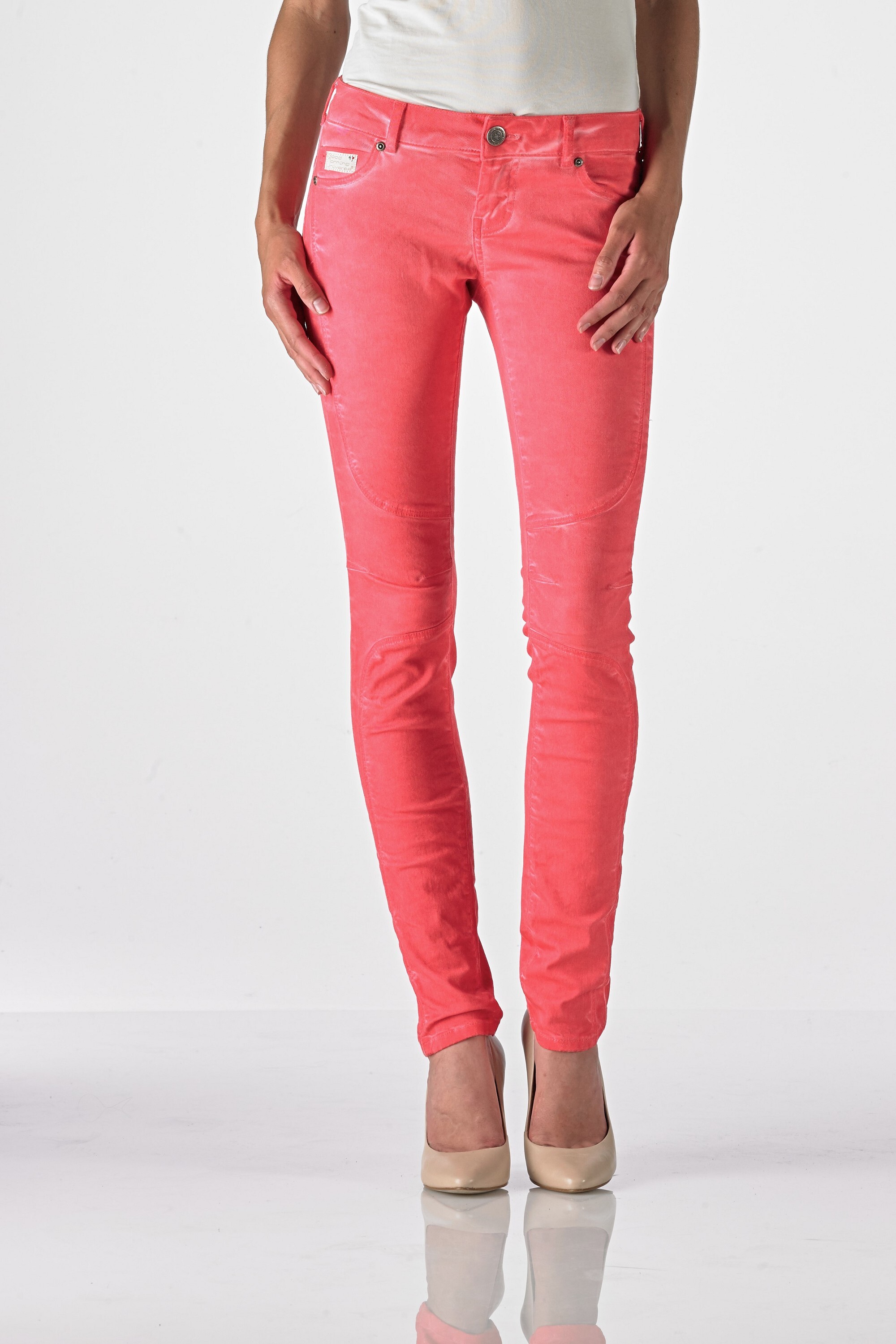 Ventura - Slim (Oil Dyed Corall)
