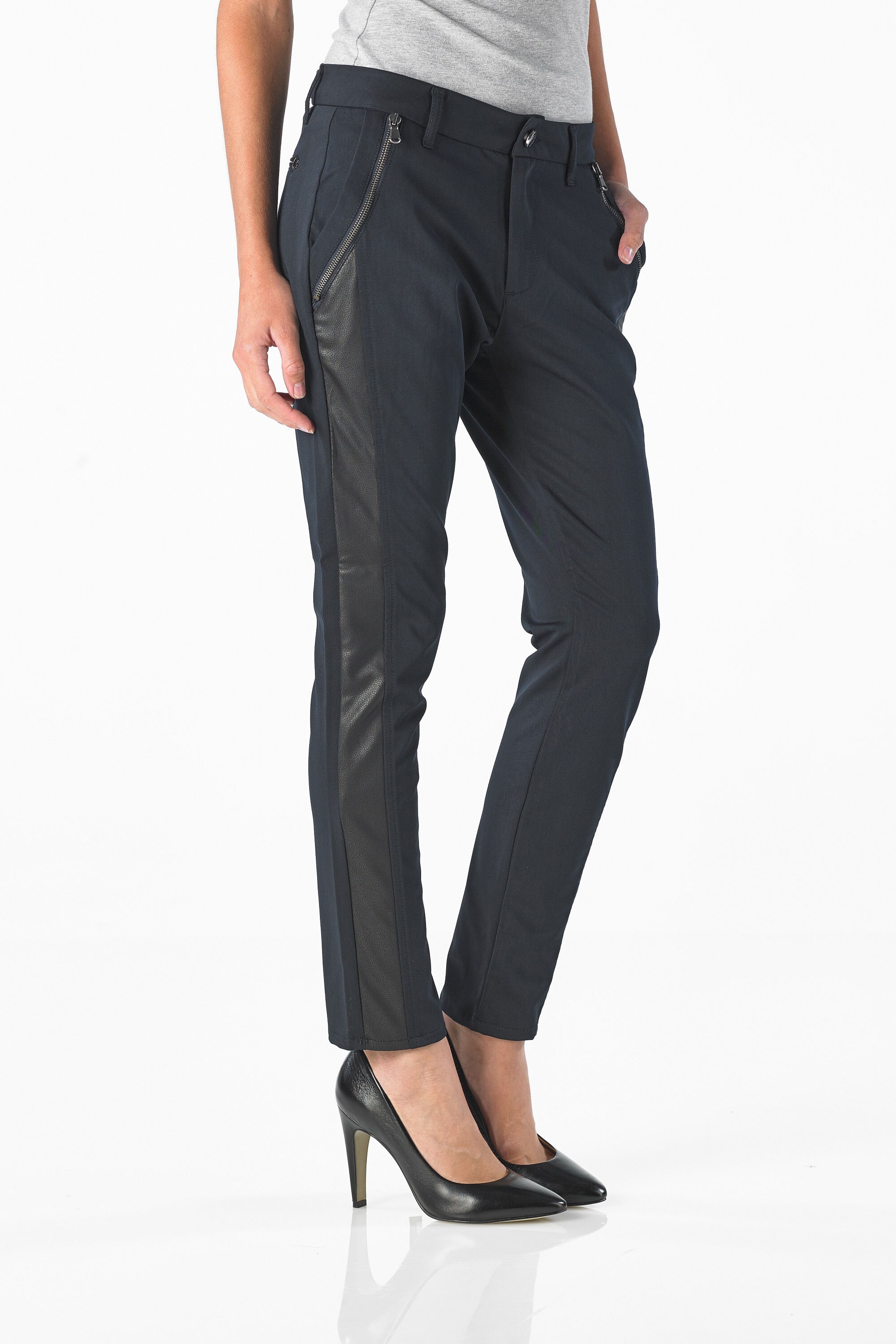 Sharon - Relaxed (Navy)