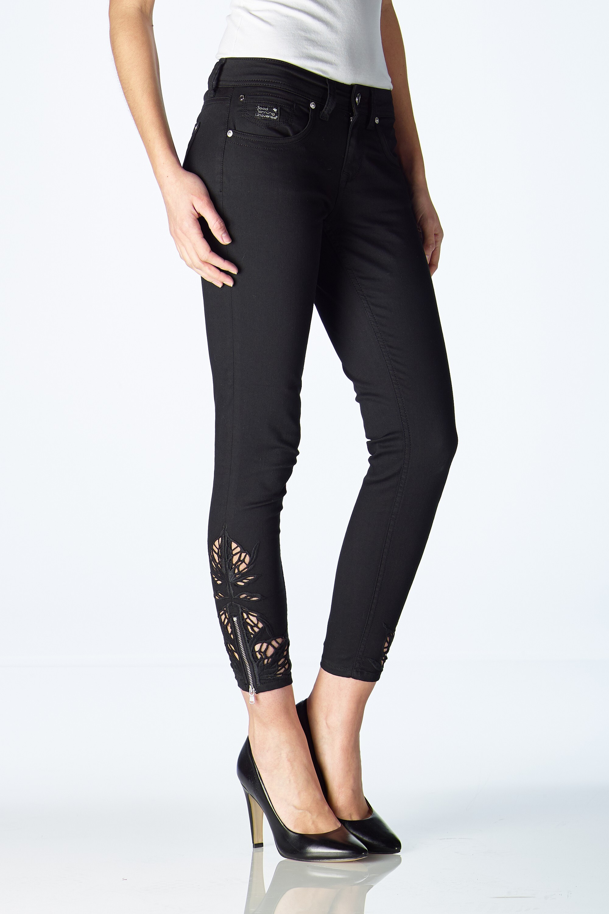 Woody midwaist black stone wash