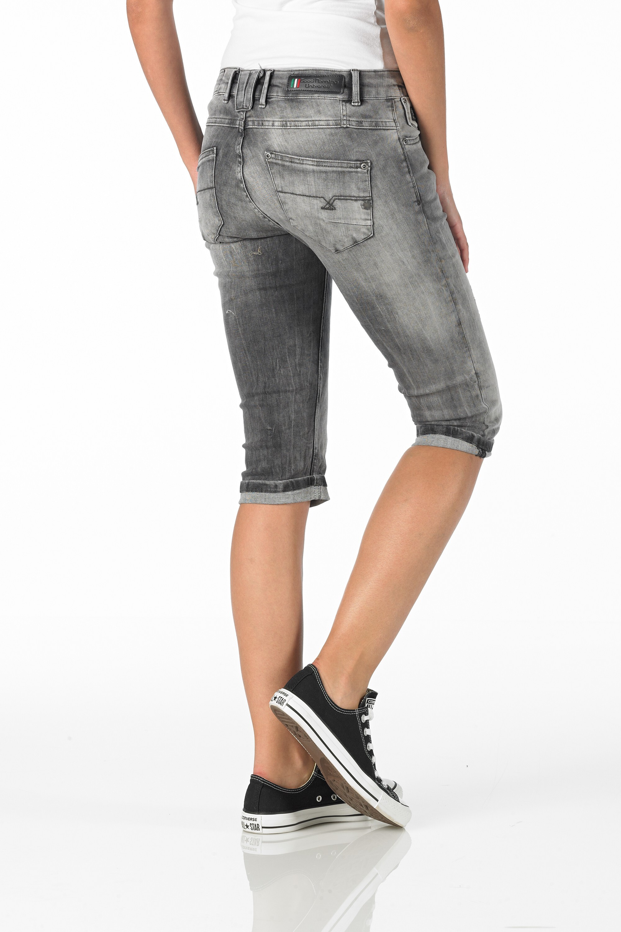 Lilly - Capri (Grey Vintage)
