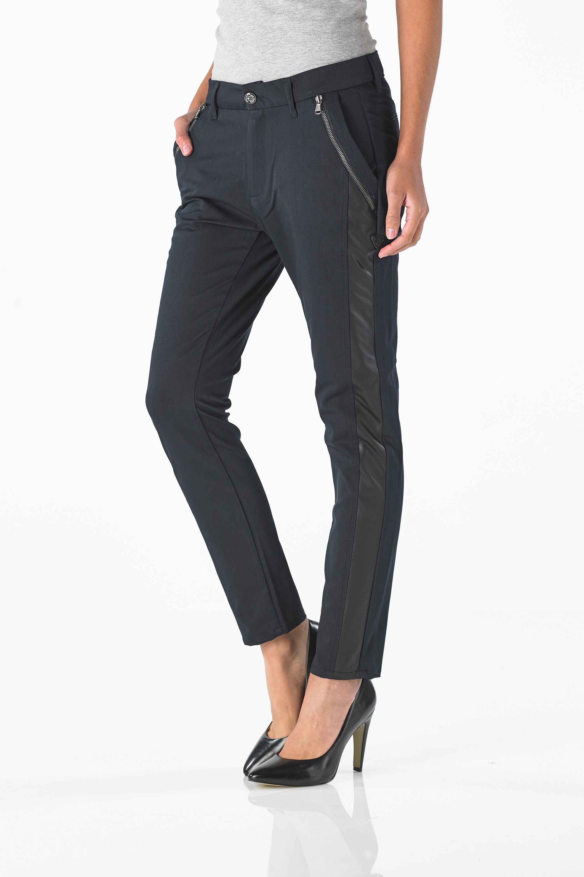Sharon - Relaxed (Navy)