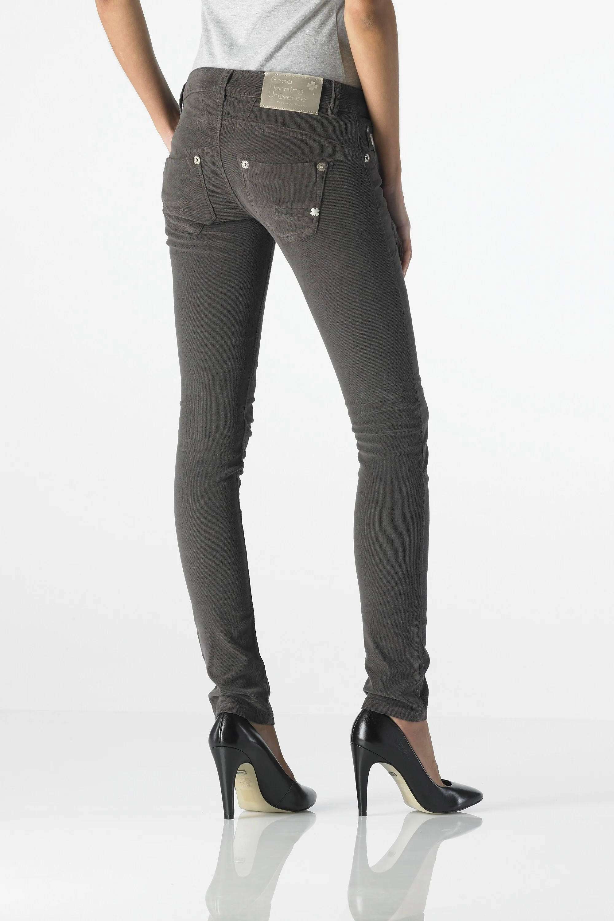 Sun - Slim (Antik Cord Mud)