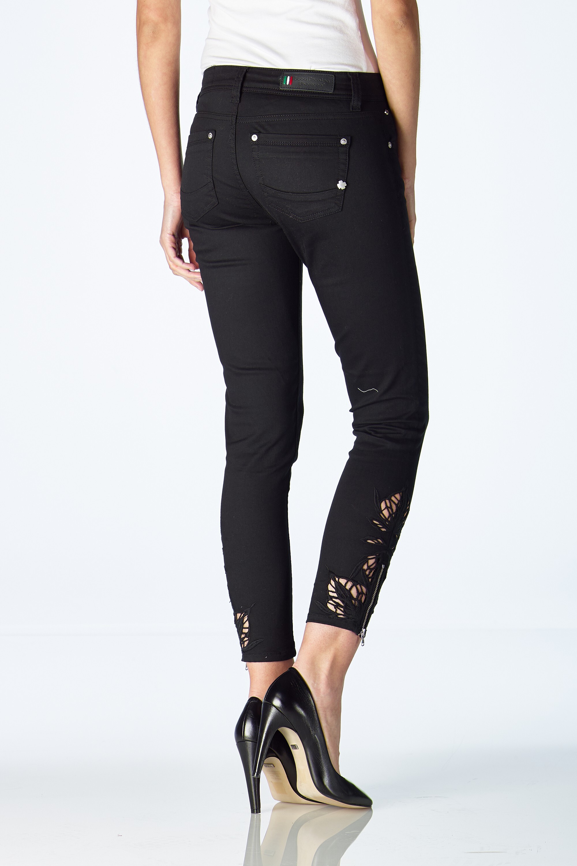 Woody midwaist black stone wash
