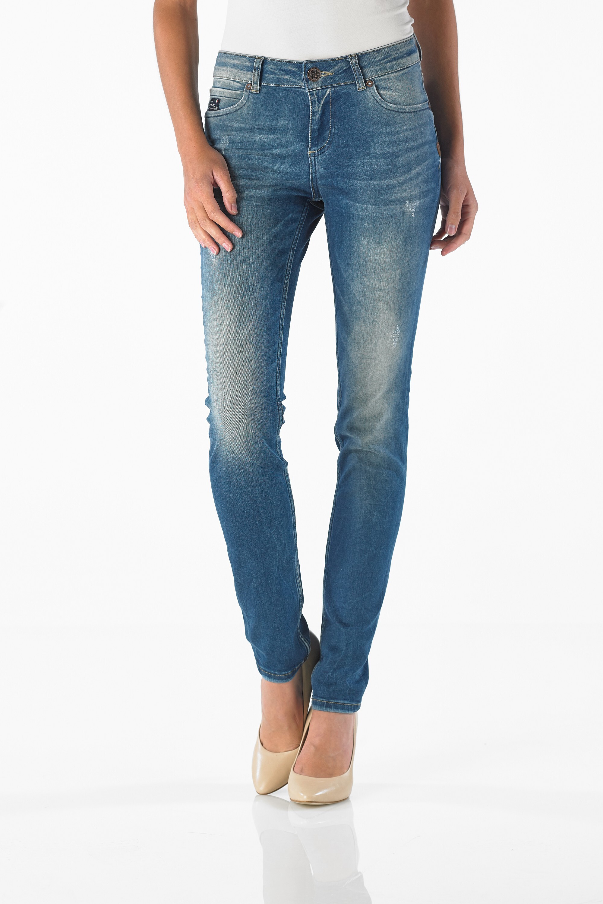 Pearl - Highwaist Straight (Vintage Random Wash)