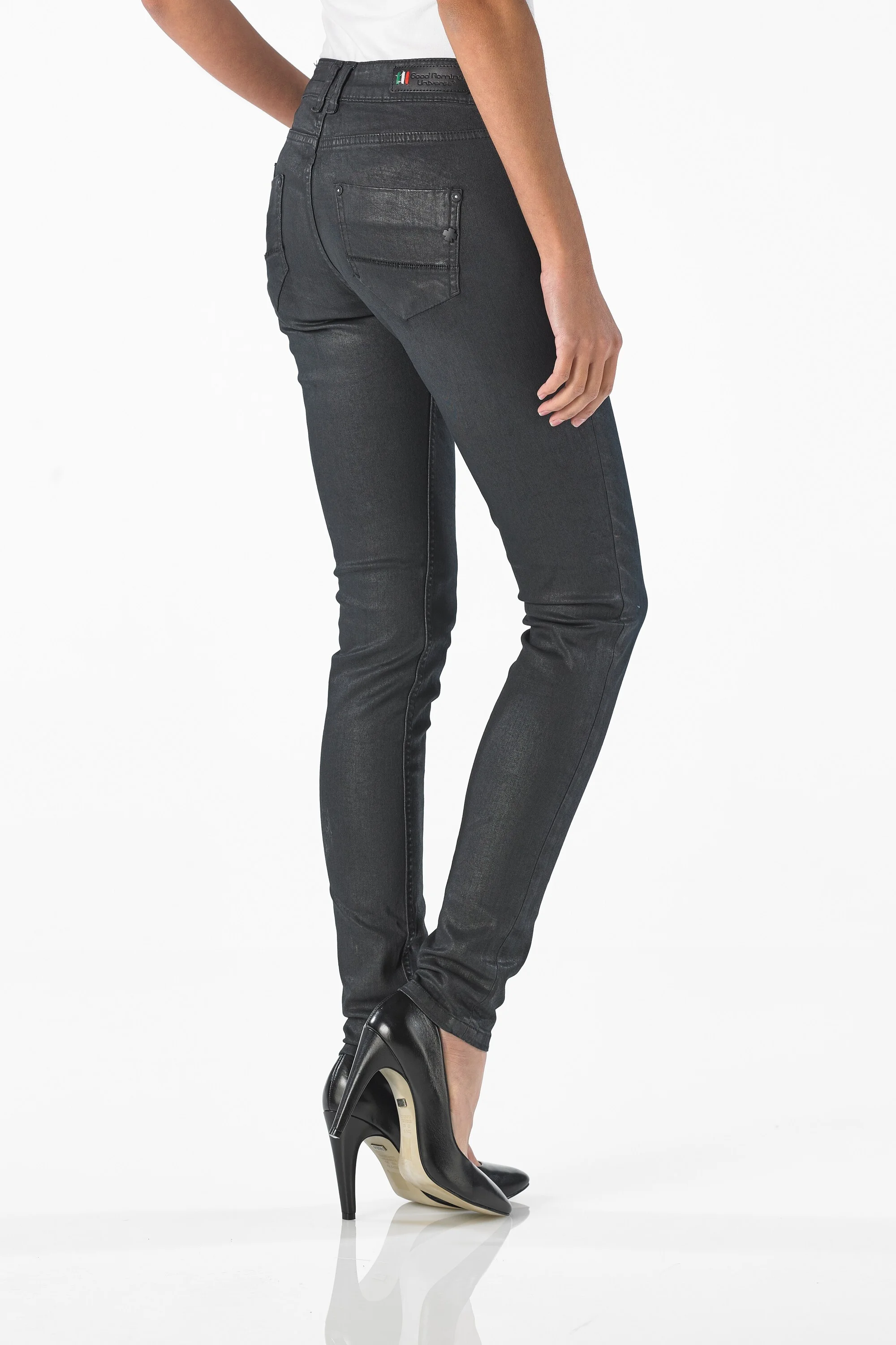 Diamond - Slim (Black Indigo Coated)