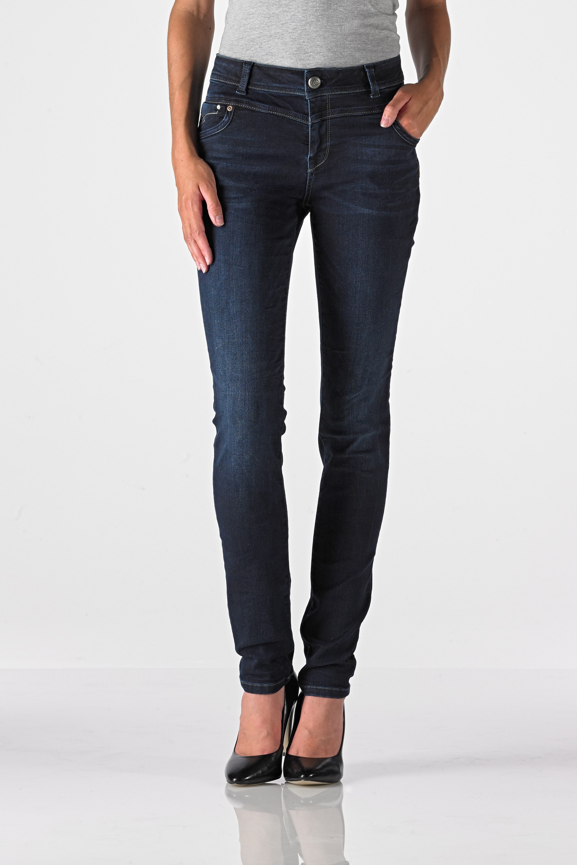 Victoria - Highwaist Slim (Dark Vintage)