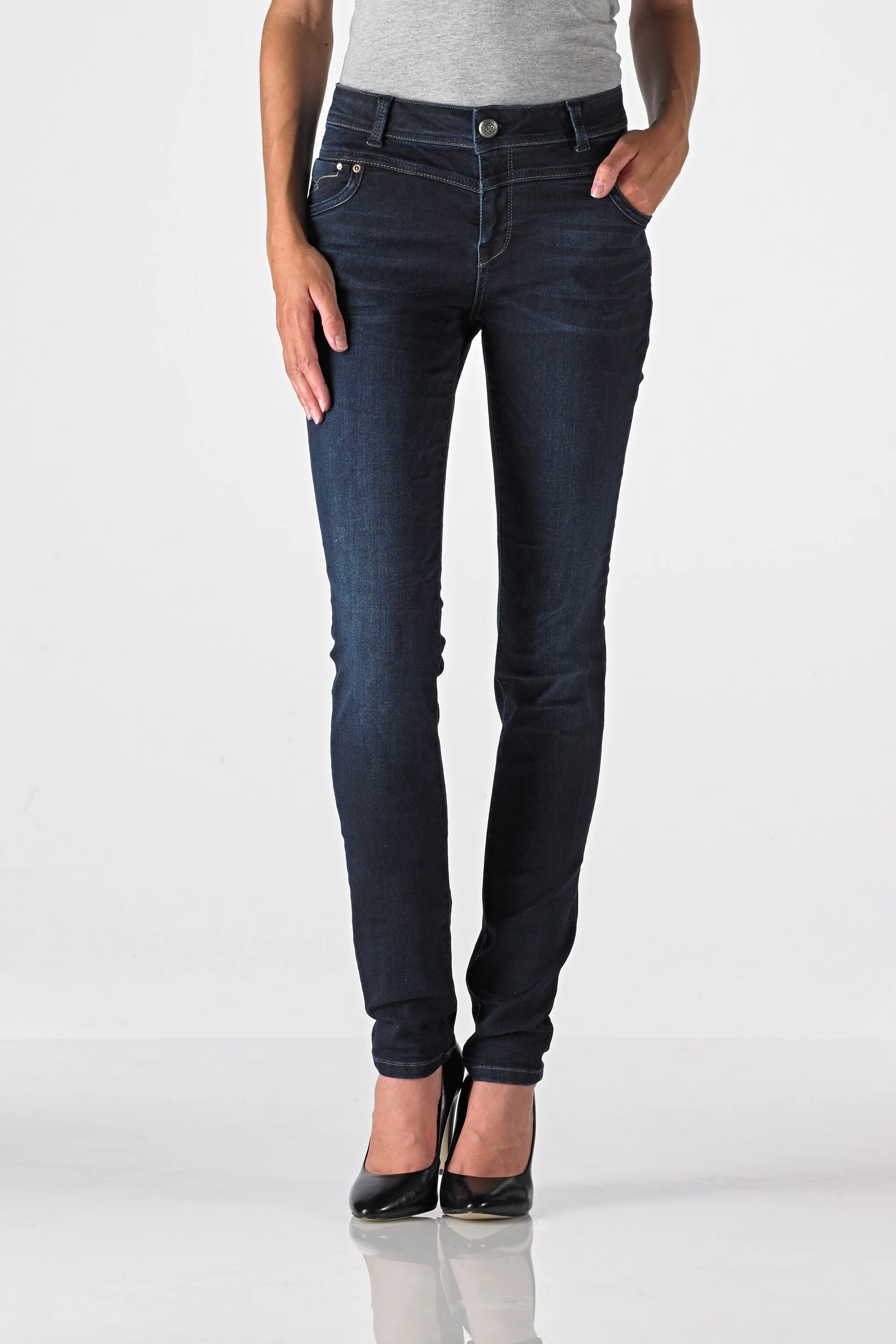 Victoria - Highwaist Slim (Dark Vintage)