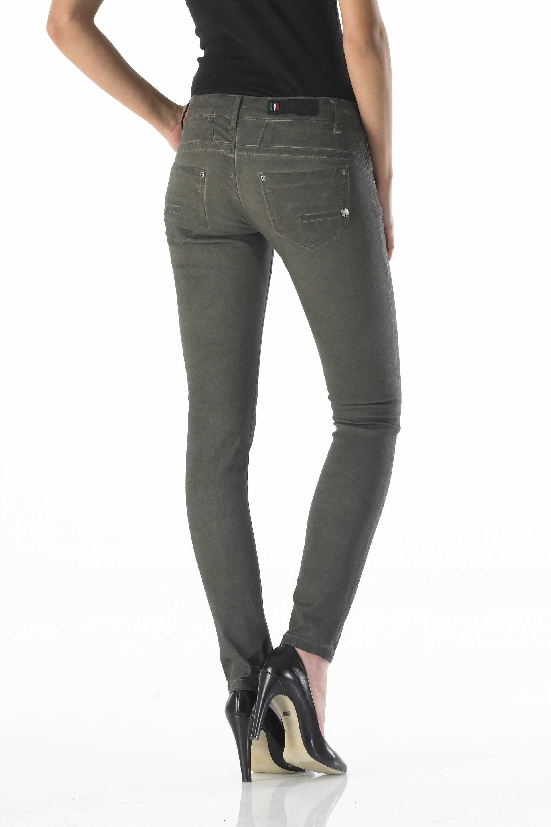 Sun - Slim (Oil Dyed Army)