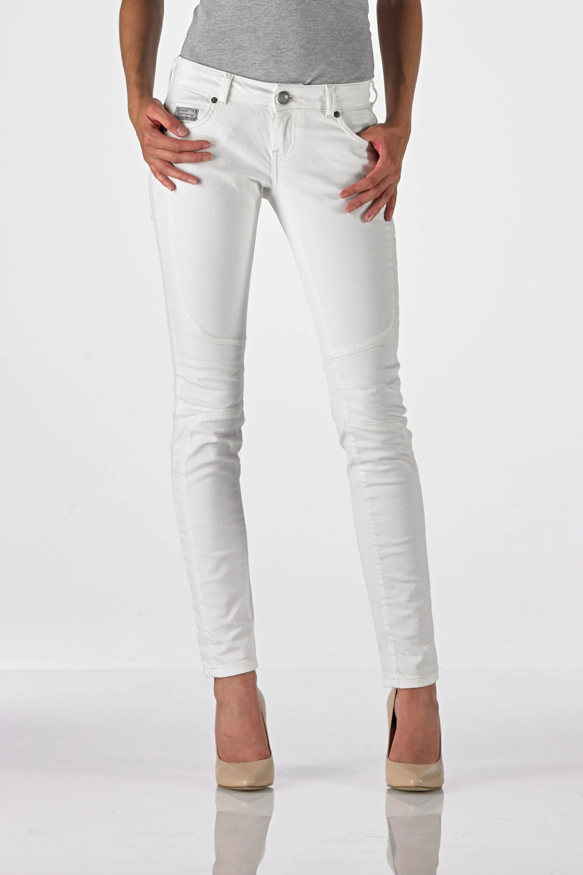 Ventura - Slim (White)
