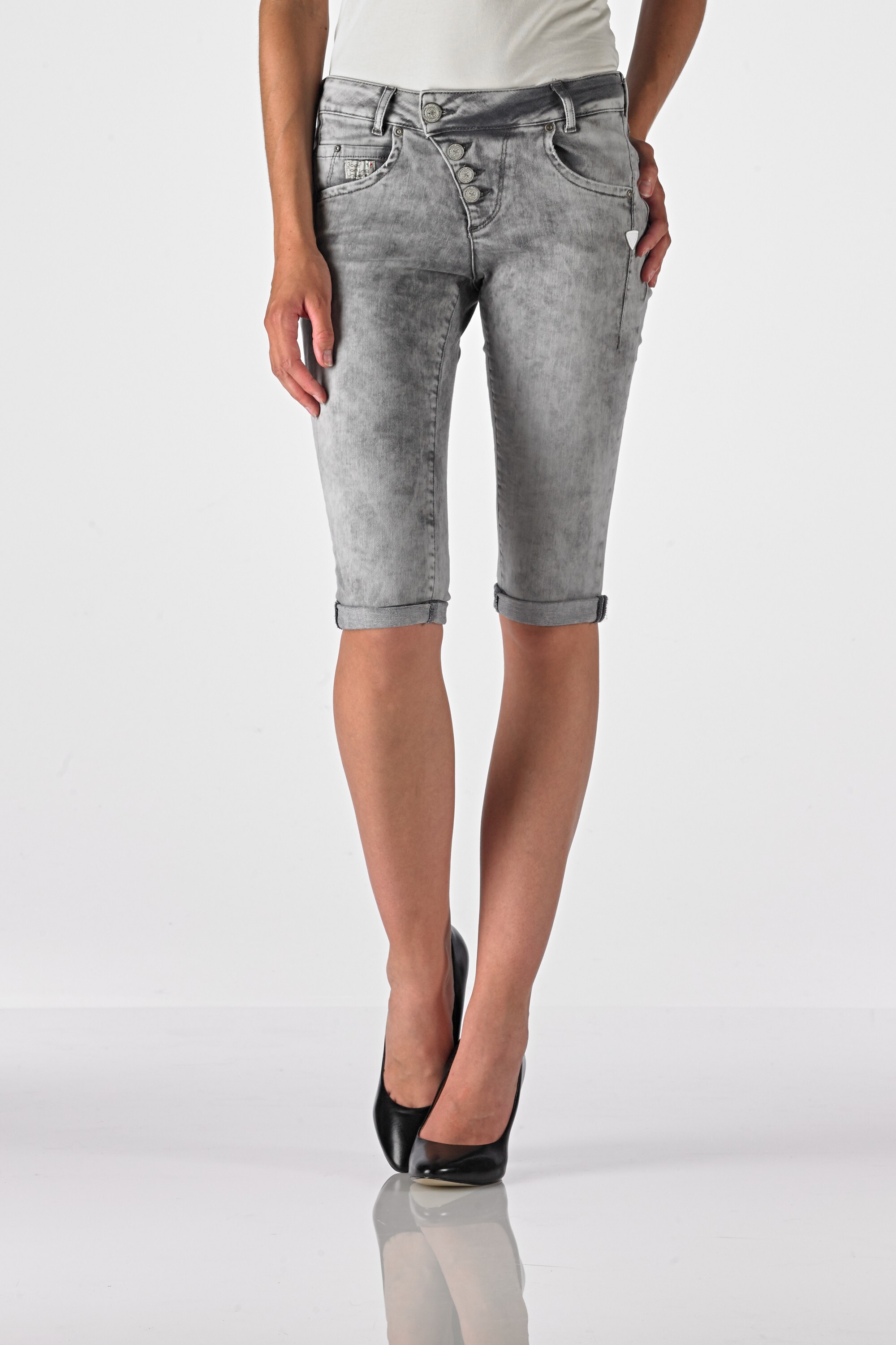 July - Superslim Capri (Grey Random Wash)