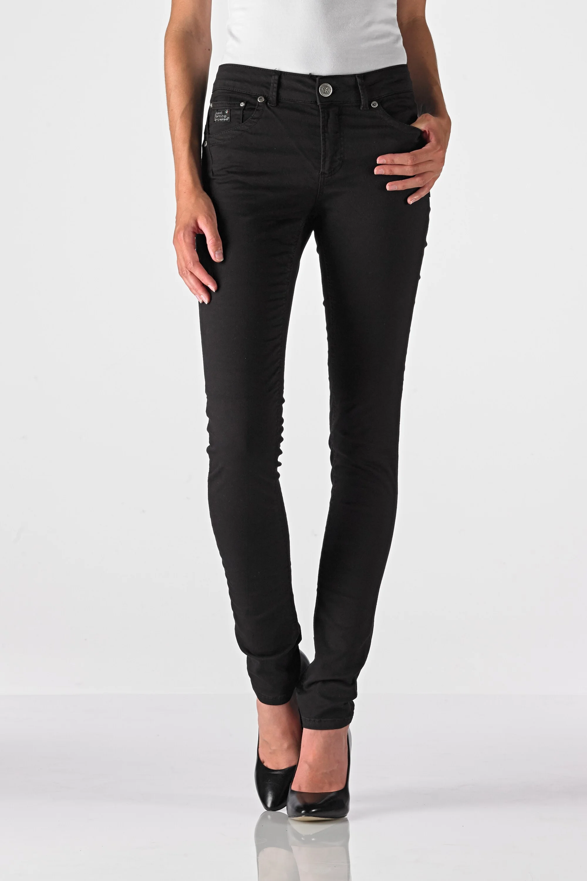 Sunny - Highwaist Slim (Antique Dyed Black)
