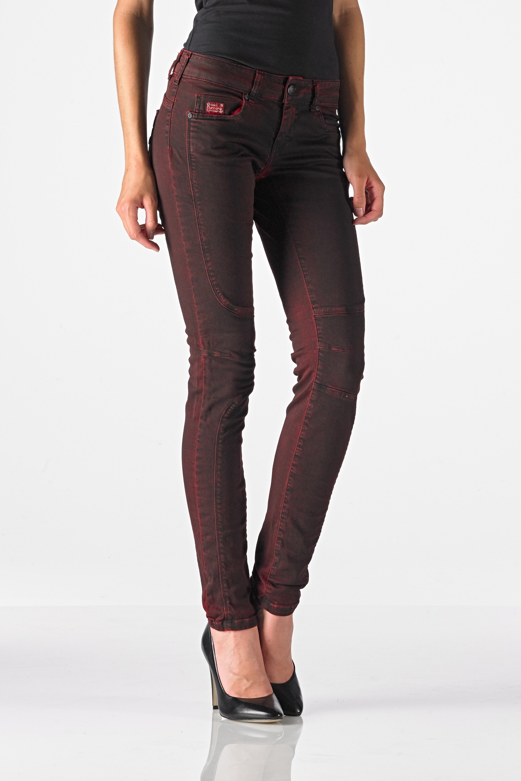 Ventura - Slim (Red-Black Dyed)