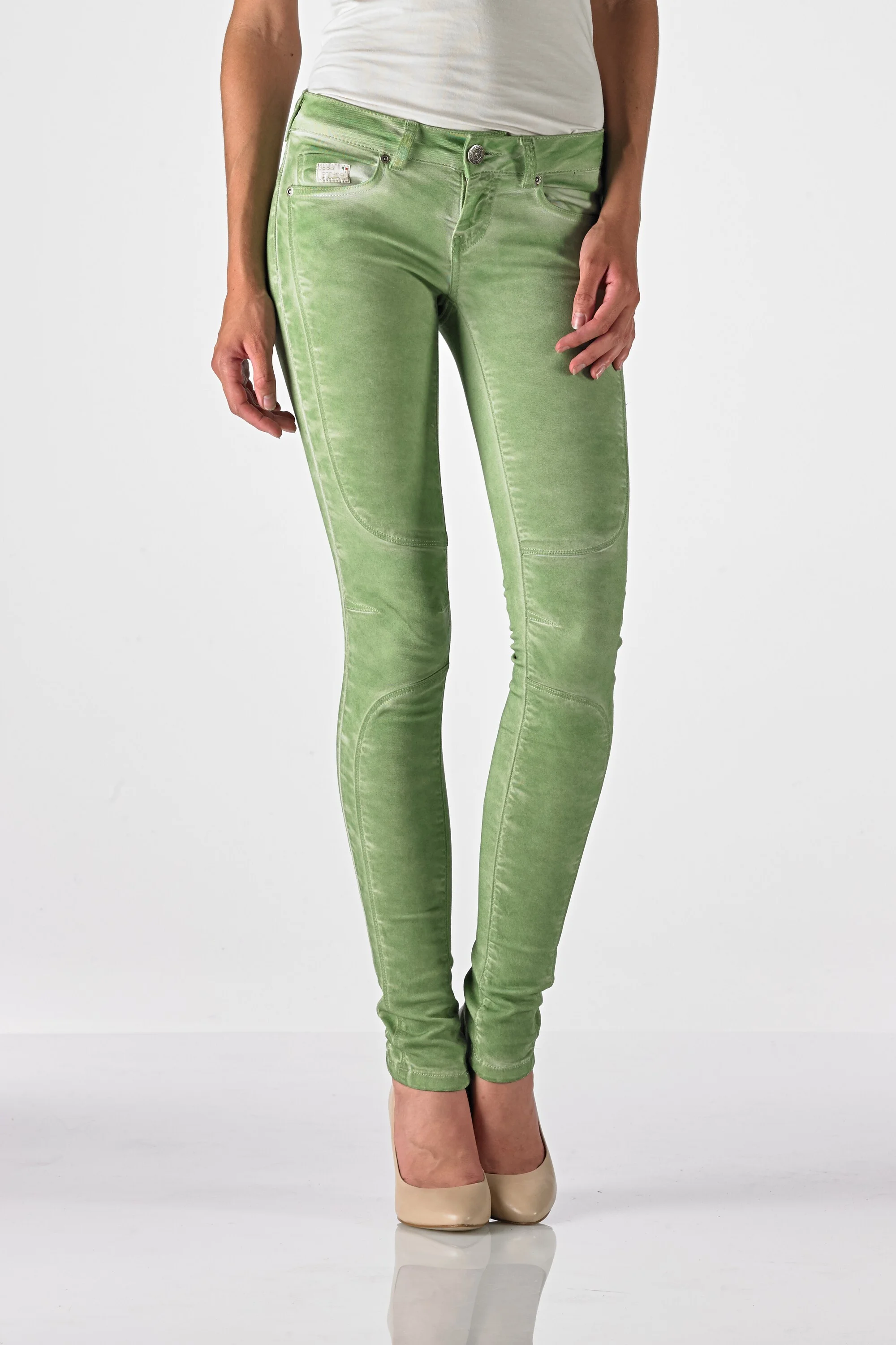 Ventura - Slim (Oil Dyed Light Green)