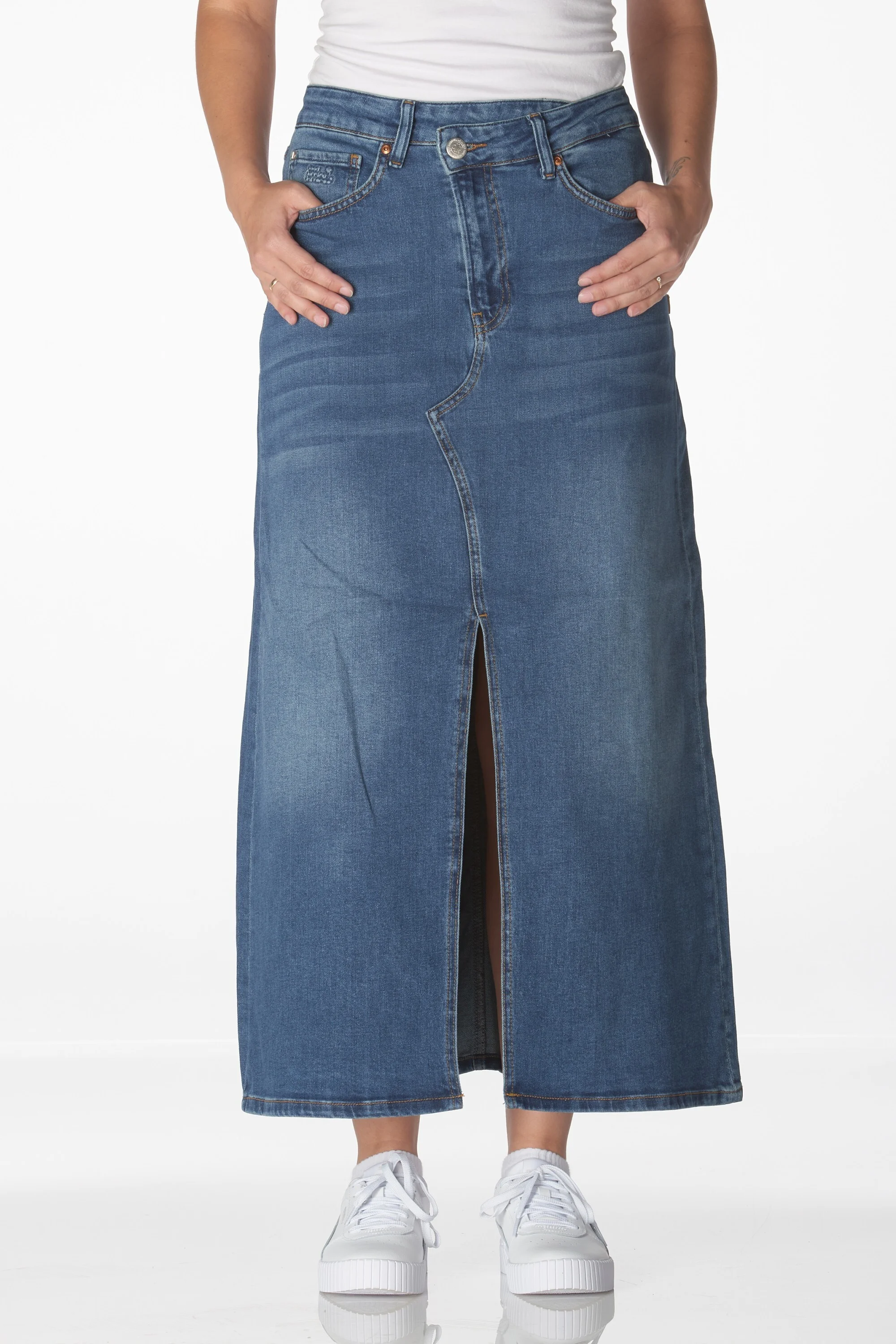 Hailey skirt effect wash