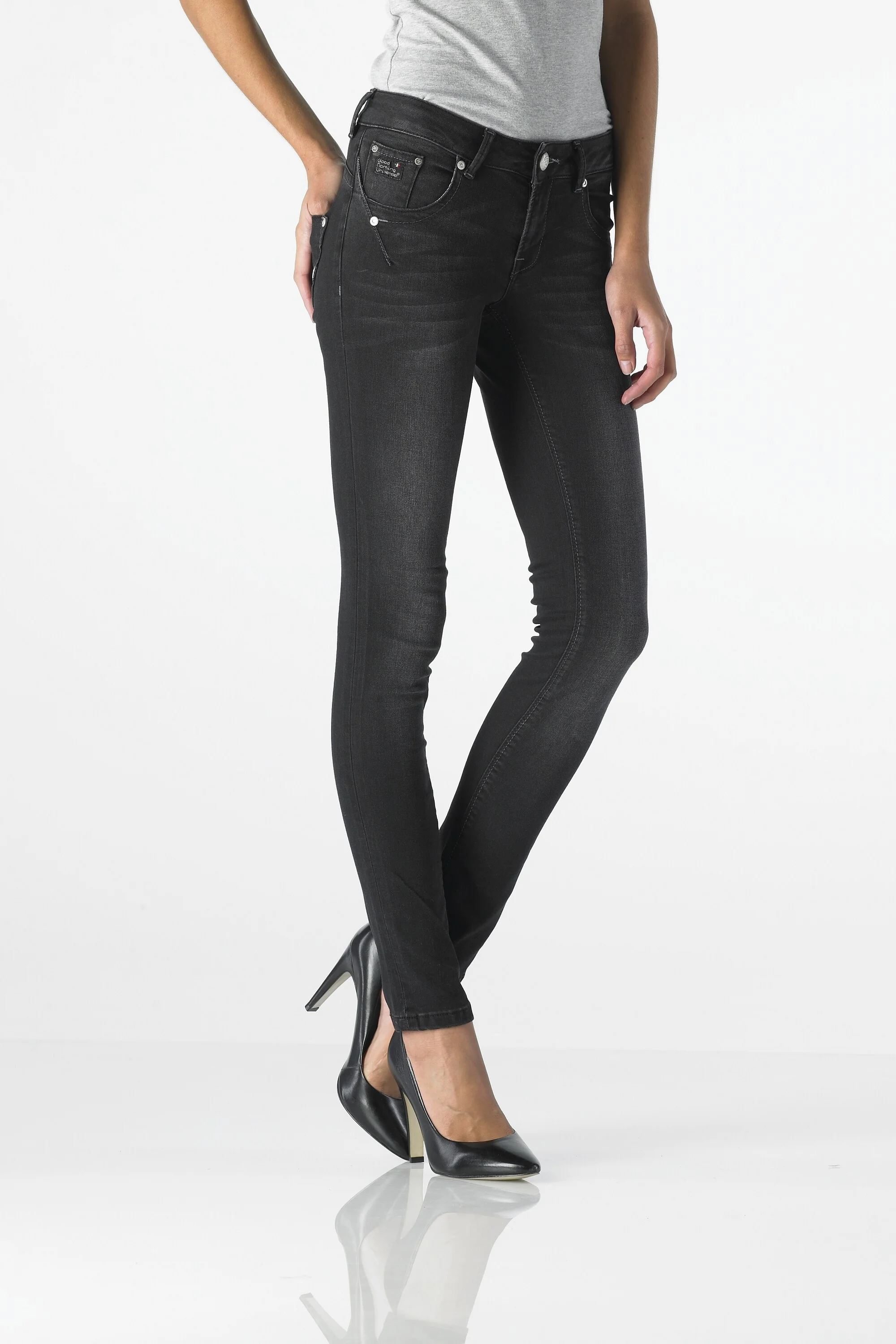 Sun - Slim (Black Vintage)
