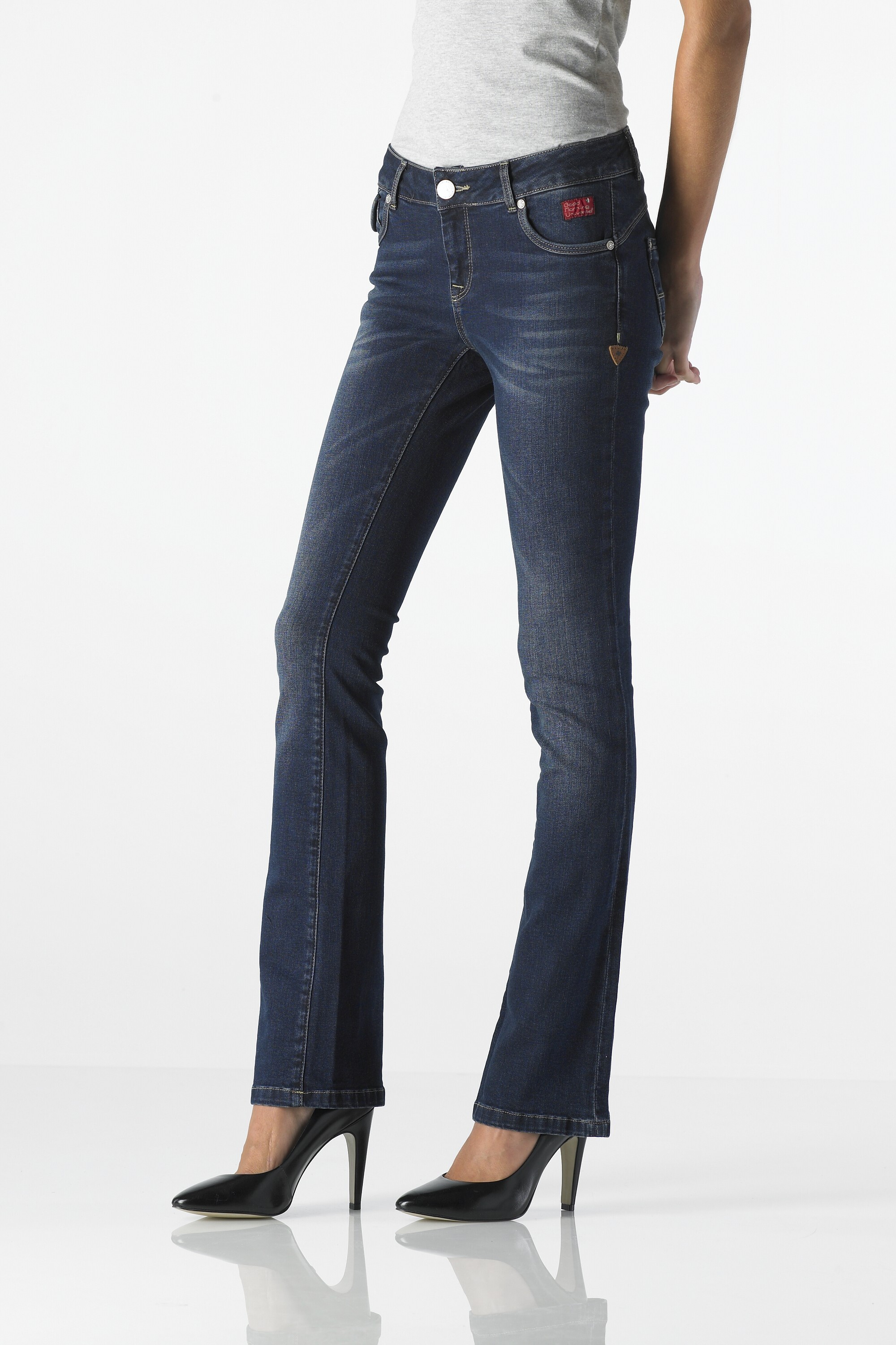 Bell - Bootcut (Light Dark Used)