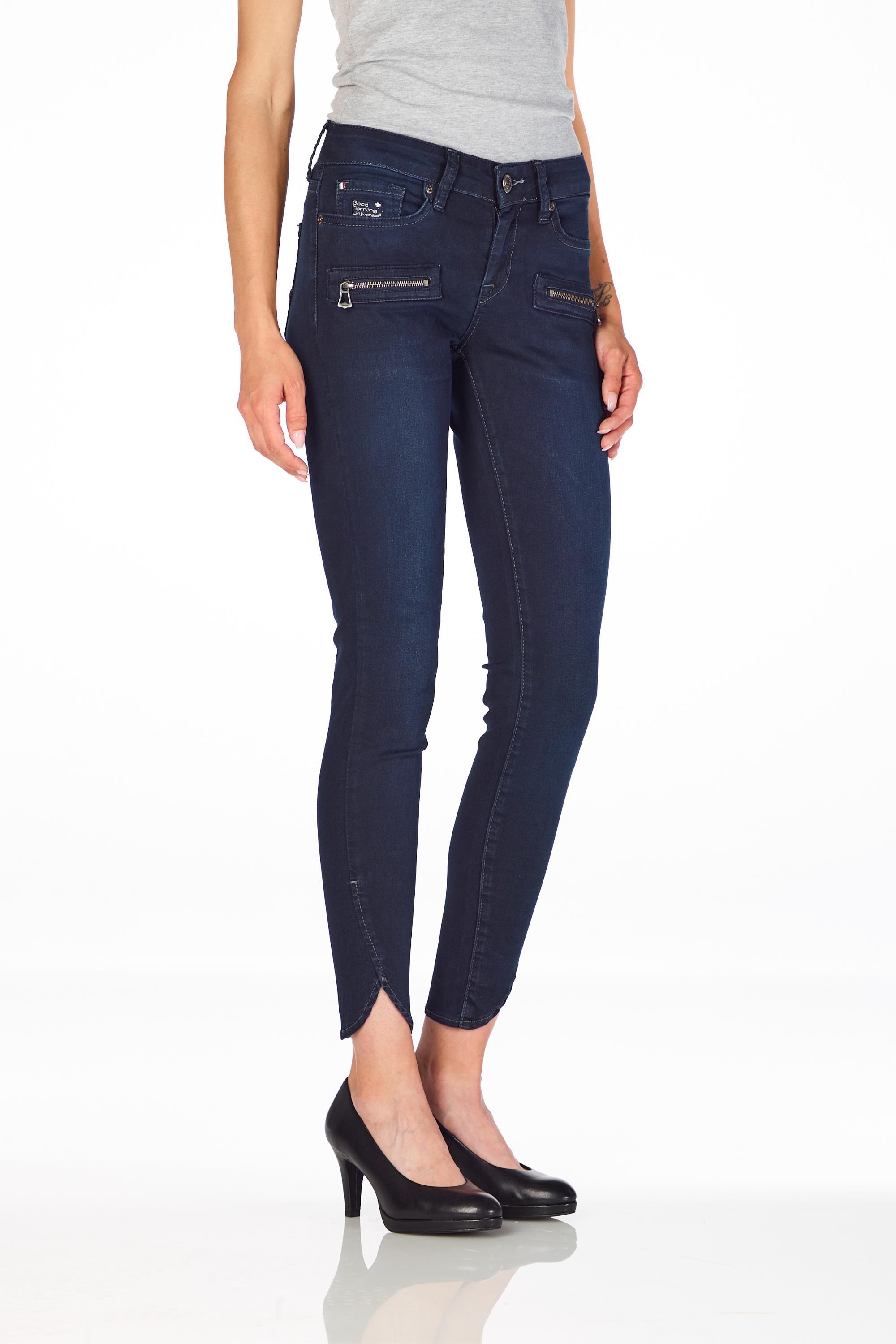Pina blue black